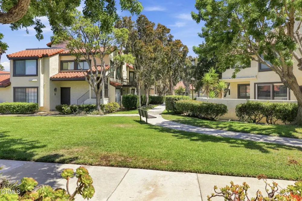 2253 Martinique Lane Oxnard, CA 93035