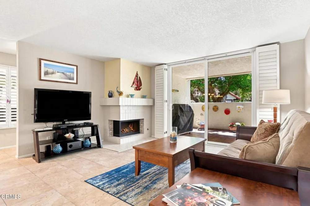 2253 Martinique Lane Oxnard, CA 93035