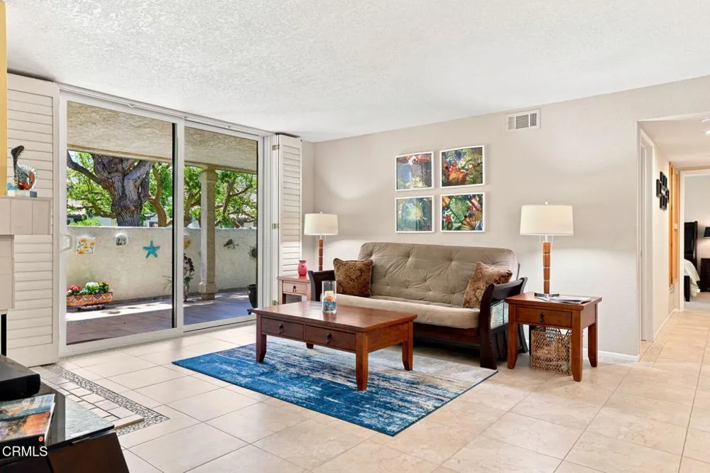 2253 Martinique Lane Oxnard, CA 93035