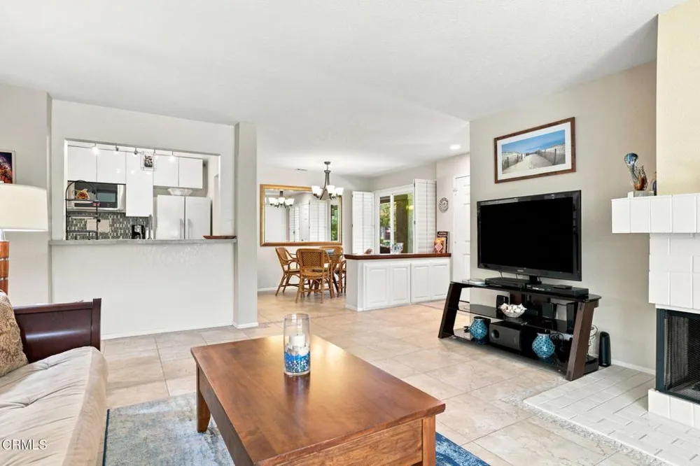 2253 Martinique Lane Oxnard, CA 93035