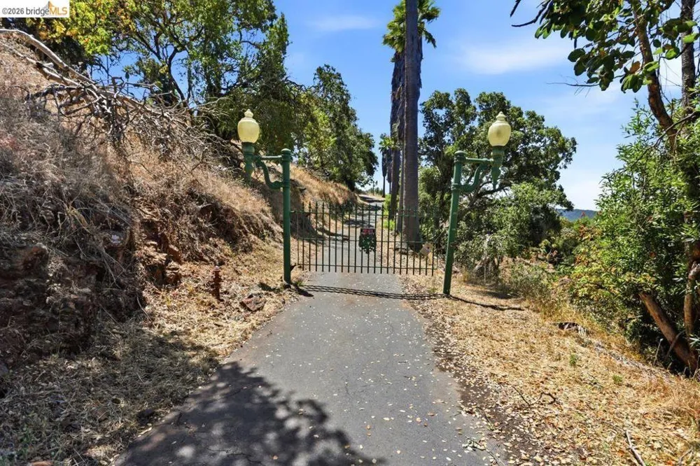 Address Not Shown Napa, CA 94558