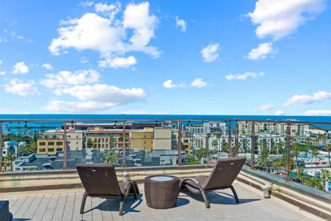 550 Seagaze Drive #2