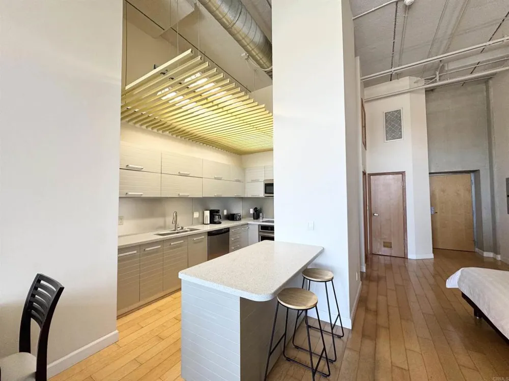 550 Seagaze Drive #2 Oceanside, CA 92054