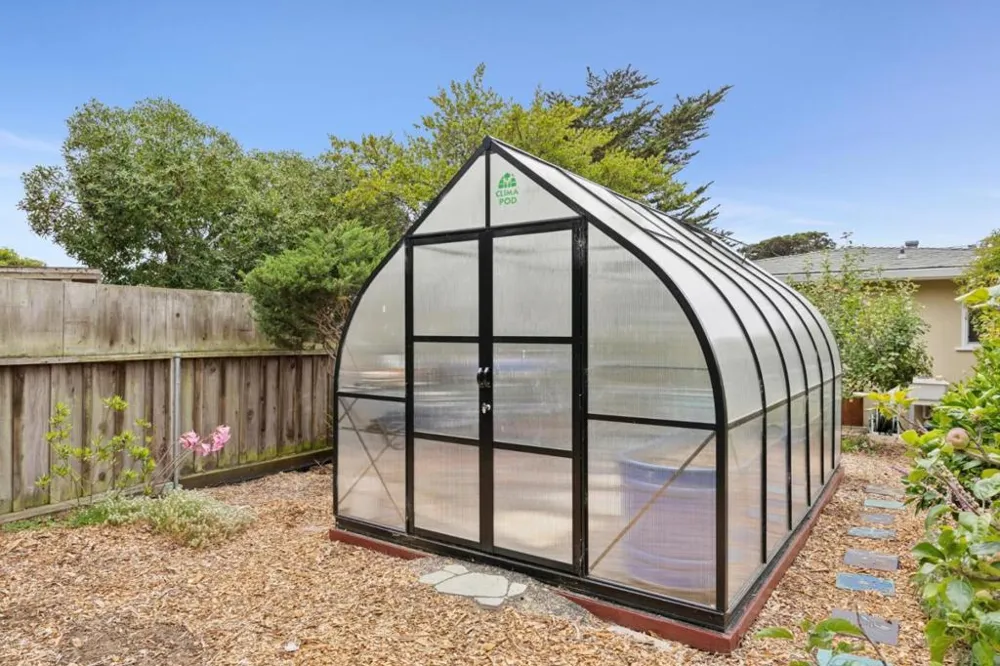1976 Luzern Street Seaside, CA 93955