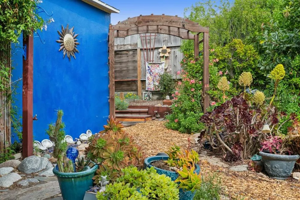 1976 Luzern Street Seaside, CA 93955
