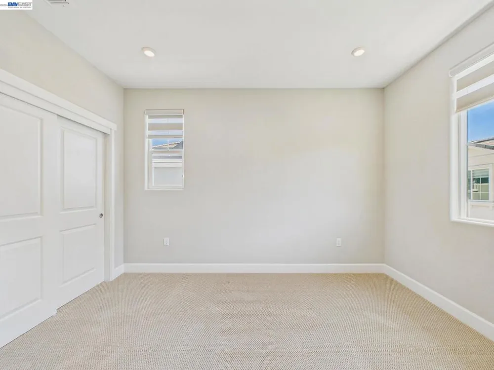 233 E Central Pkwy Mountain House, CA 95391