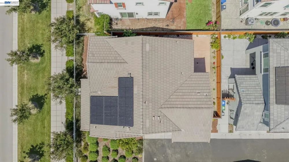 233 E Central Pkwy Mountain House, CA 95391