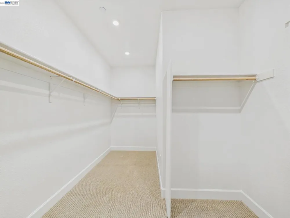 233 E Central Pkwy Mountain House, CA 95391