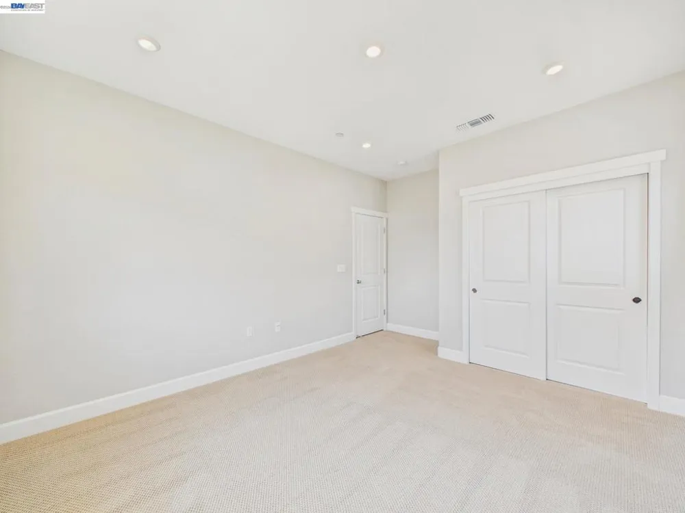 233 E Central Pkwy Mountain House, CA 95391