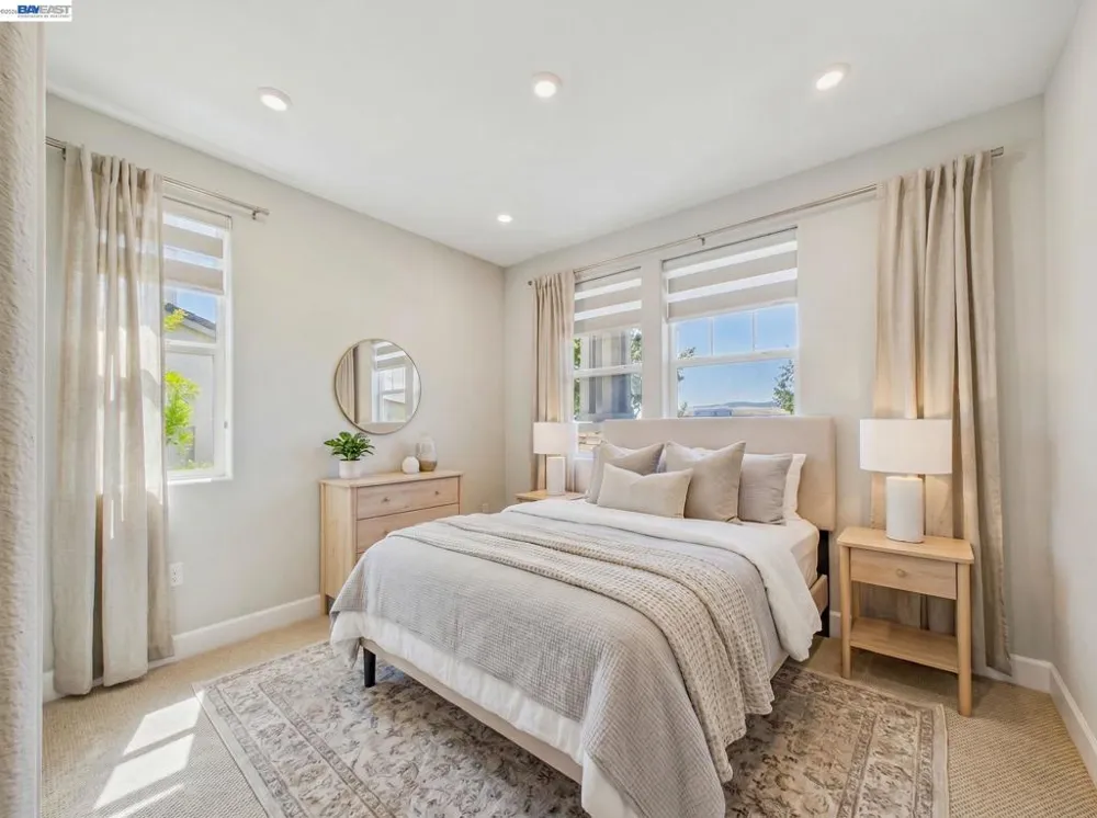 233 E Central Pkwy Mountain House, CA 95391