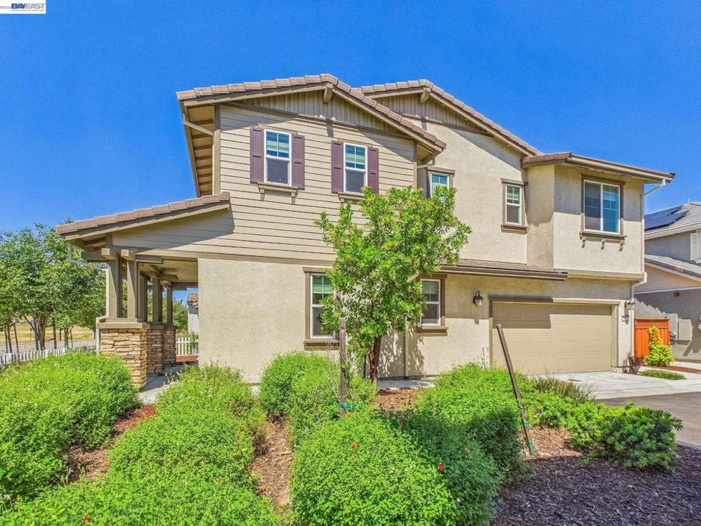 233 E Central Pkwy Mountain House, CA 95391