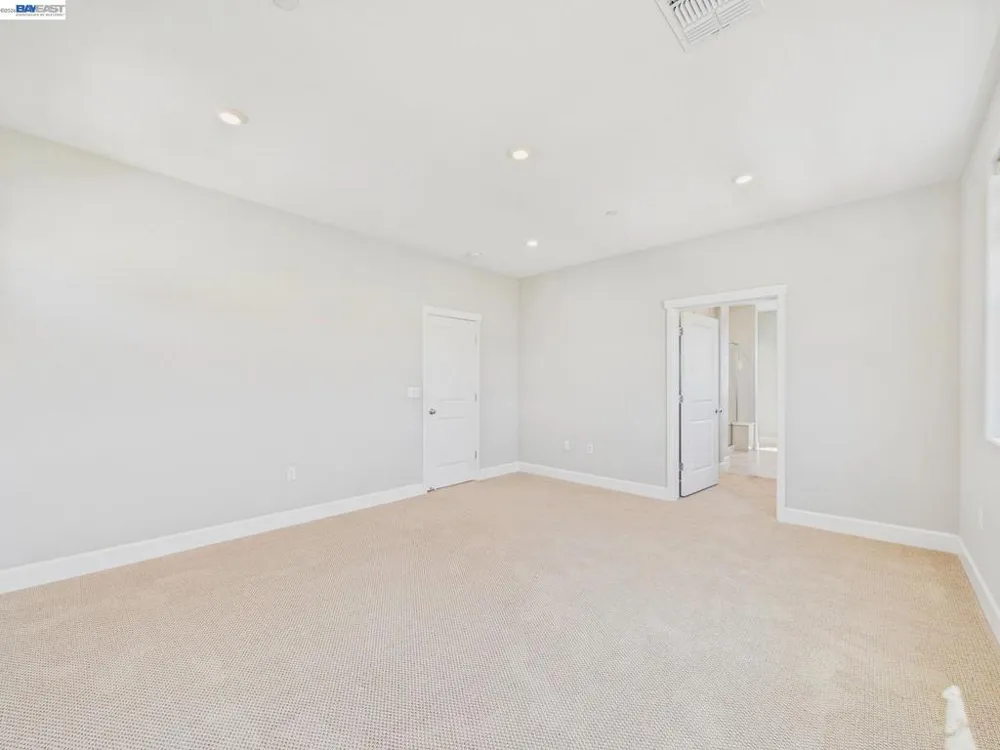 233 E Central Pkwy Mountain House, CA 95391