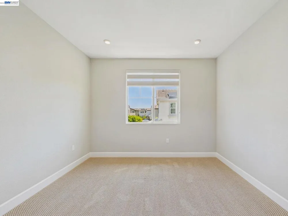 233 E Central Pkwy Mountain House, CA 95391