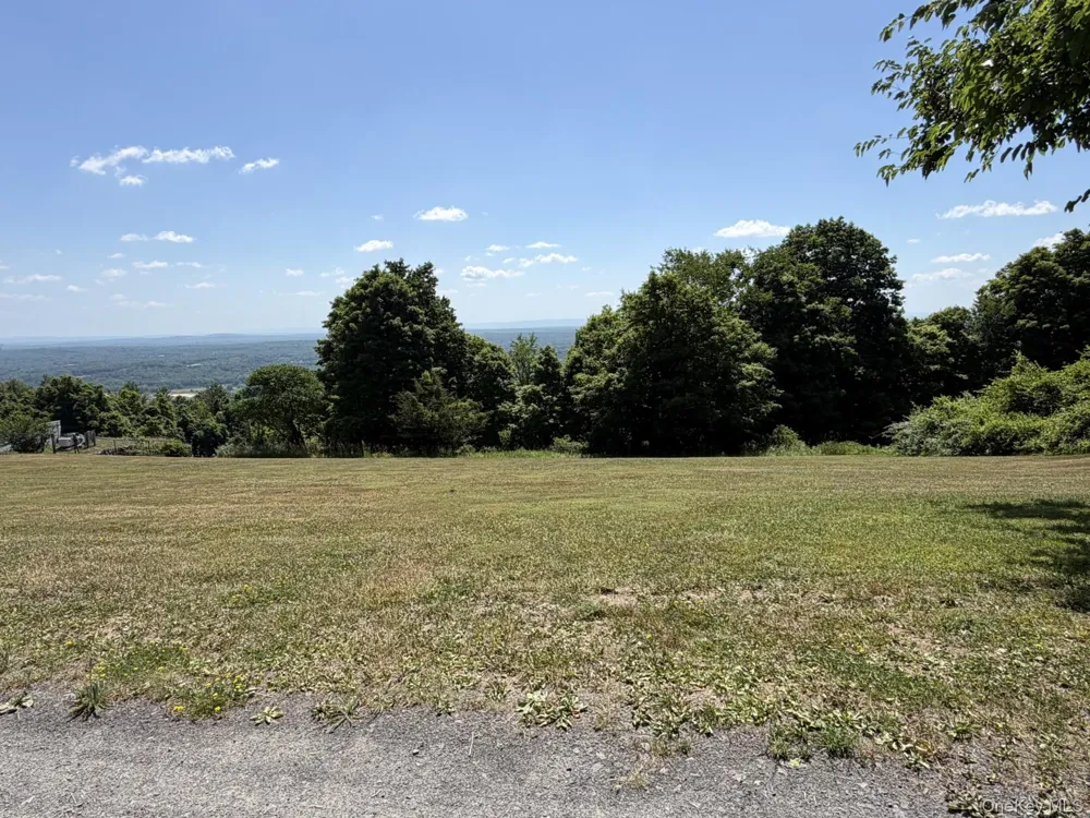 Eagles Nest Road Bloomingburg, NY 12721