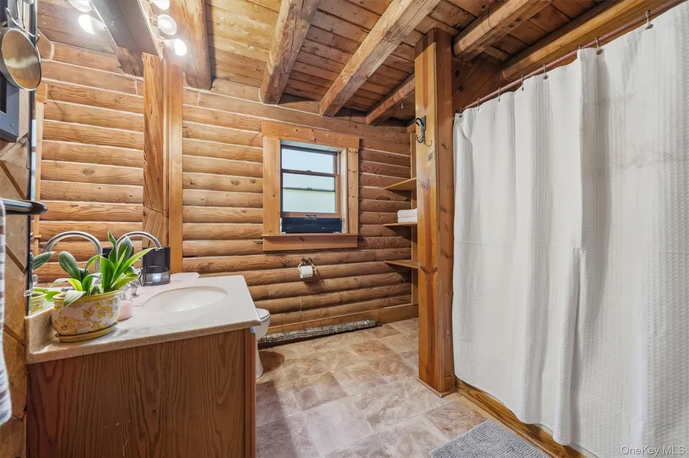 126 Lincolndale Washingtonville, NY 10992
