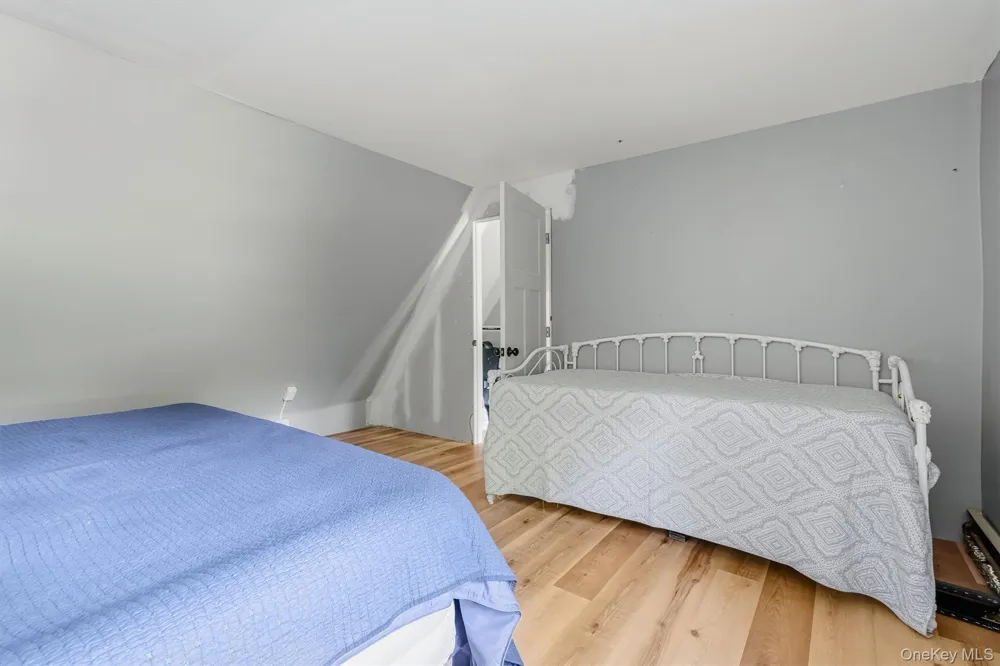 126 Lincolndale Washingtonville, NY 10992