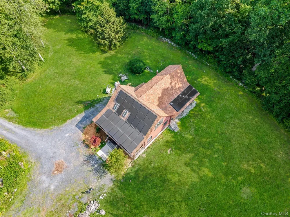 126 Lincolndale Washingtonville, NY 10992