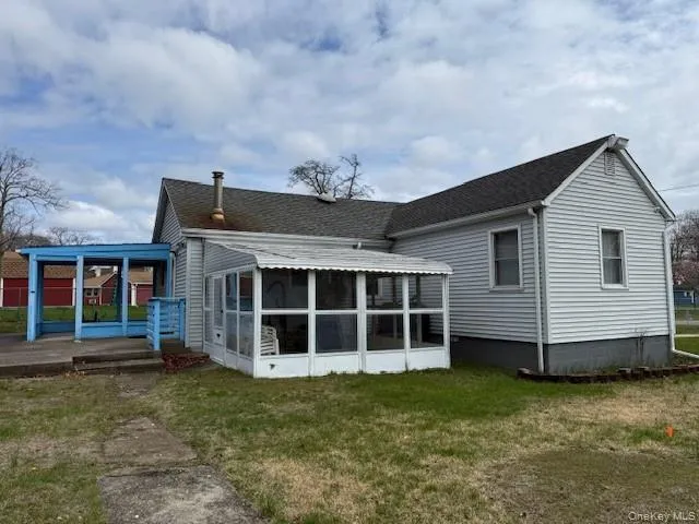 128 Maywood Drive Mastic Beach, NY 11951