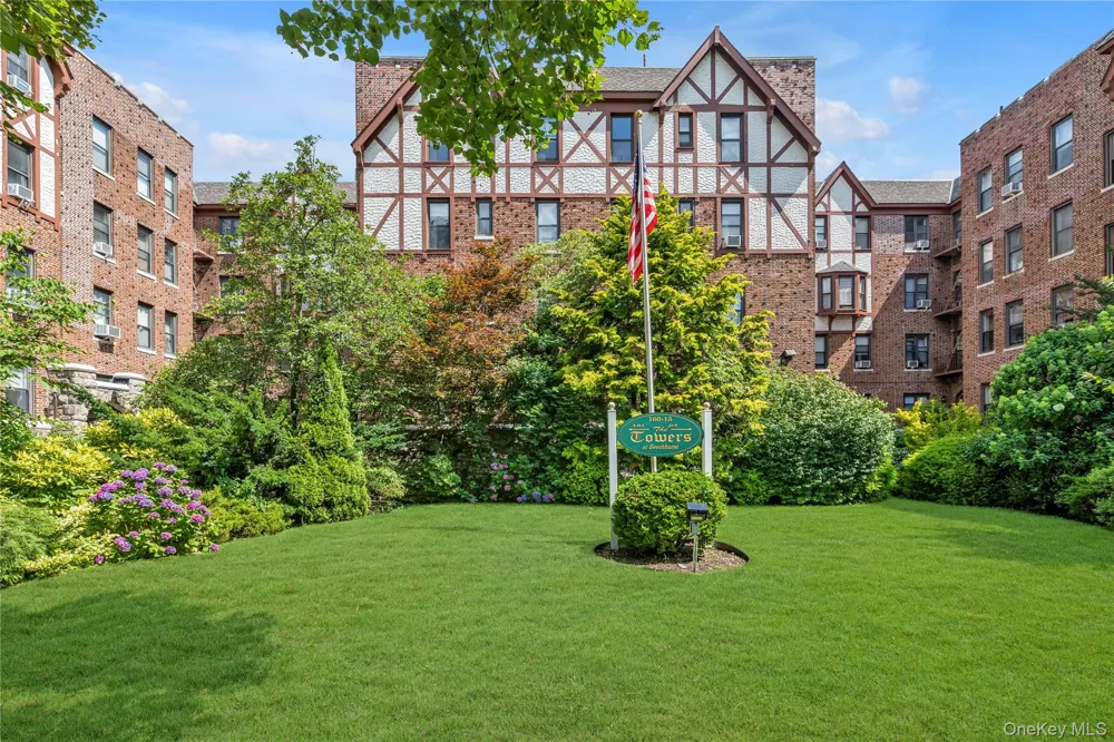 160-15 Powells Cove Boulevard #A1 Whitestone, NY 11357