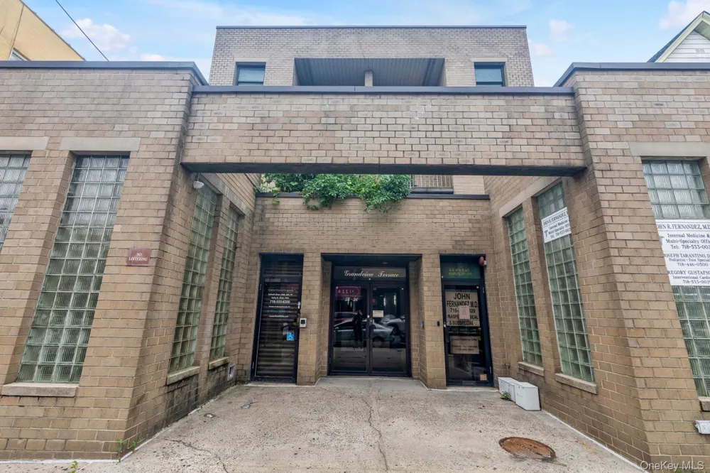 5536 69th Place #R3 Maspeth, NY 11378