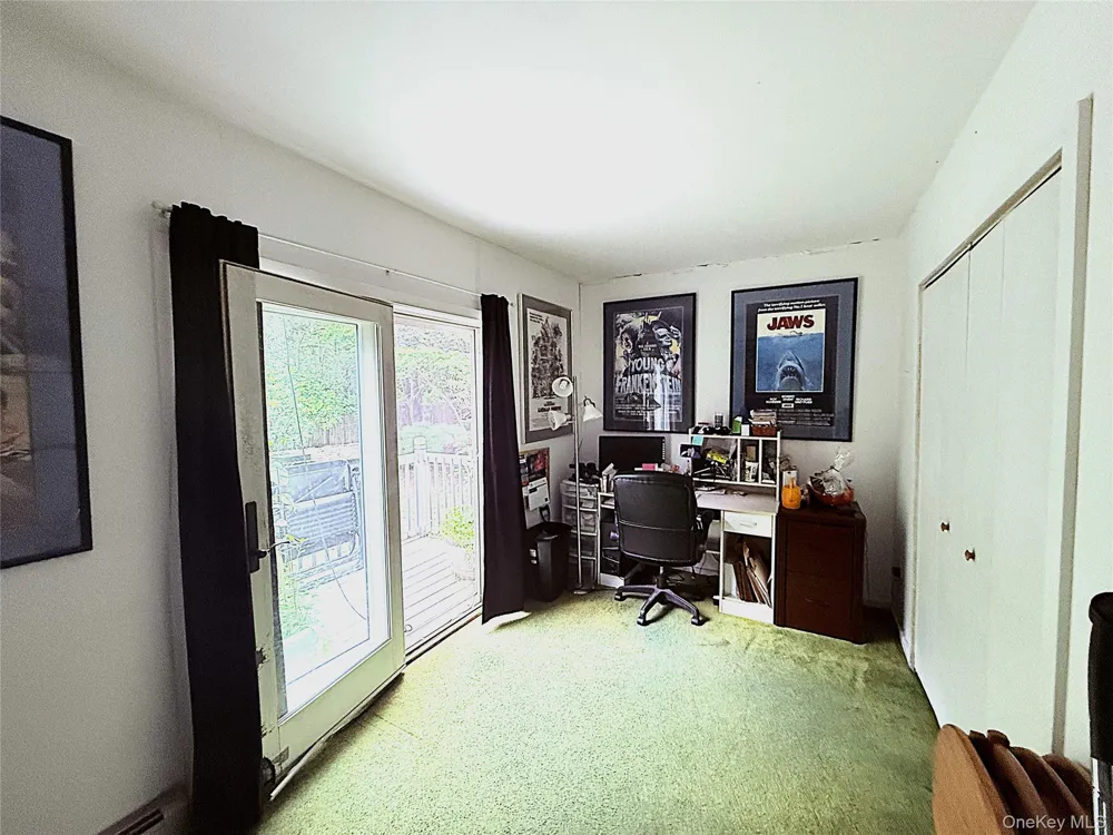 523 Hellwig Lane West Islip, NY 11795
