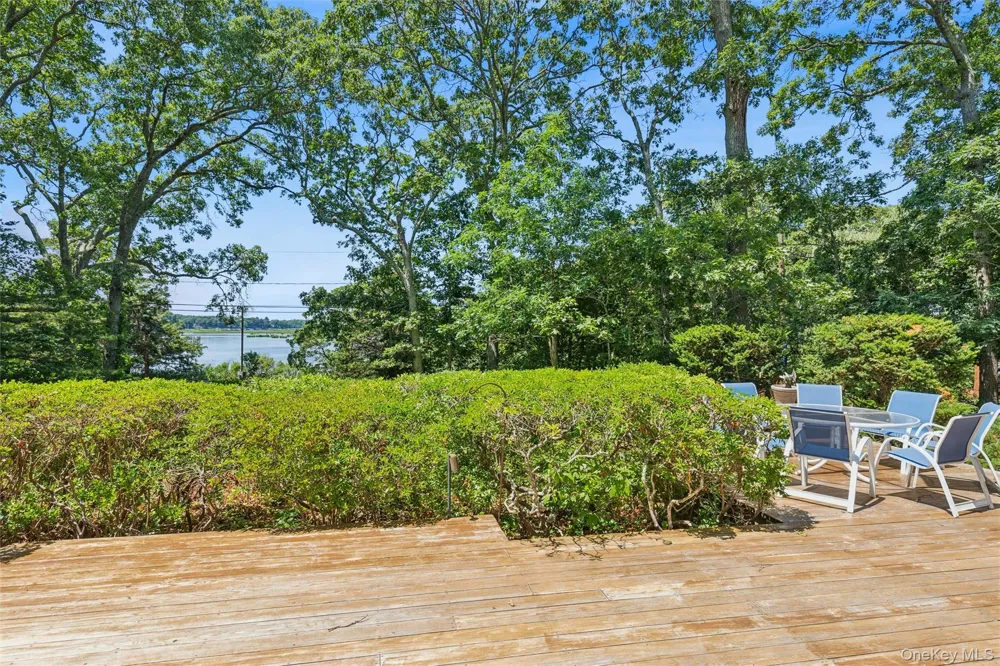 440 Haywaters Road Cutchogue, NY 11935