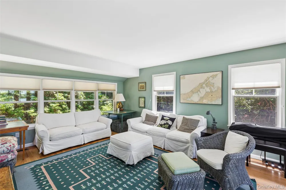 440 Haywaters Road Cutchogue, NY 11935