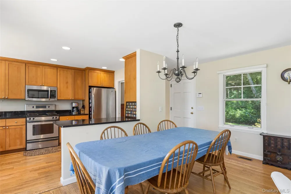 440 Haywaters Road Cutchogue, NY 11935