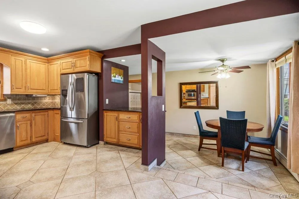 76 Alton Road Babylon, NY 11702