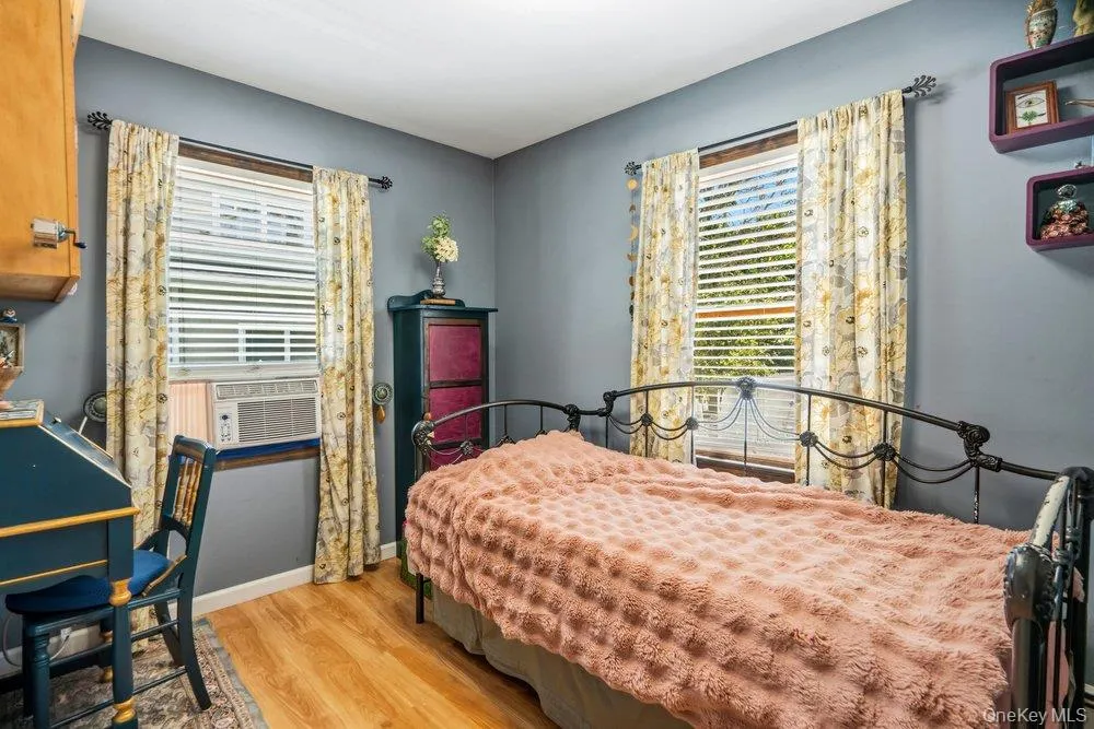 76 Alton Road Babylon, NY 11702