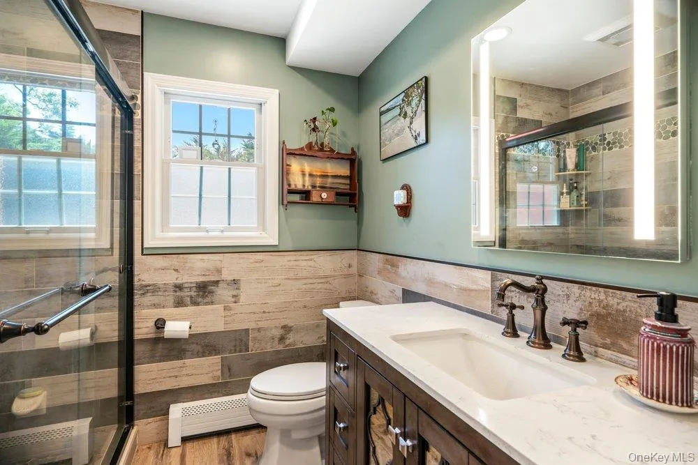76 Alton Road Babylon, NY 11702