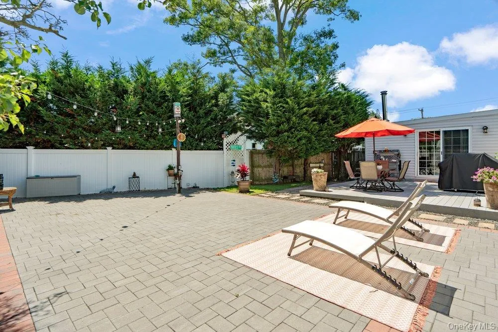 76 Alton Road Babylon, NY 11702