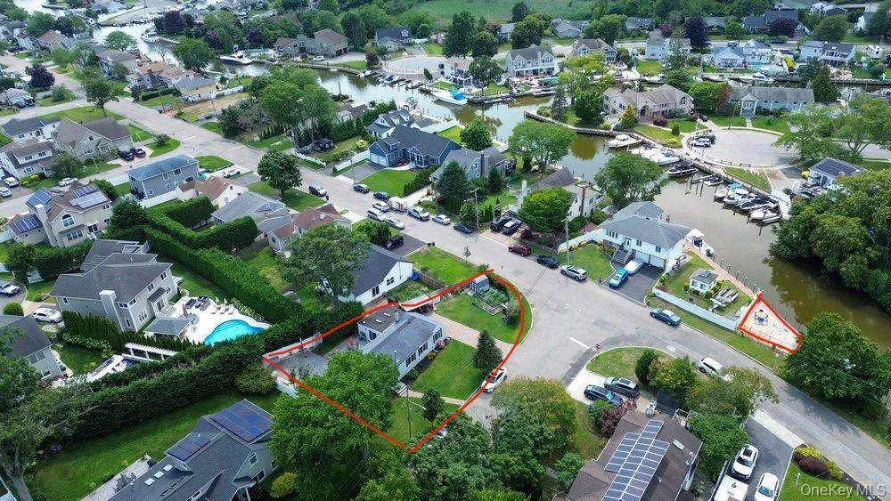 76 Alton Road Babylon, NY 11702