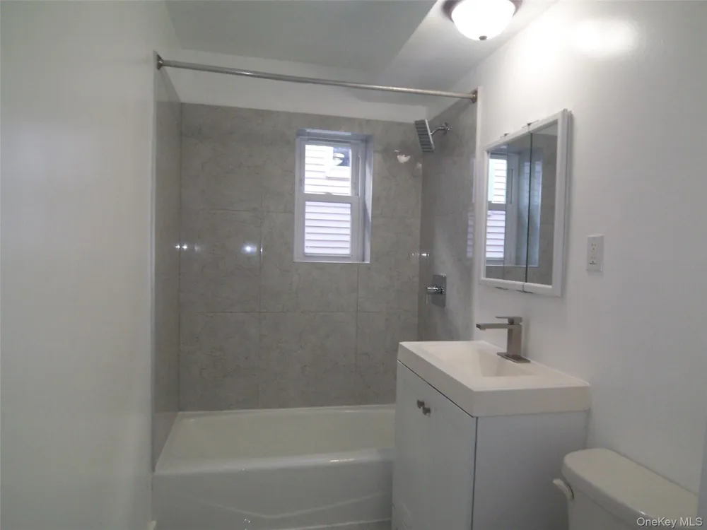 1008 E 228th Street #2 Bronx, NY 10466