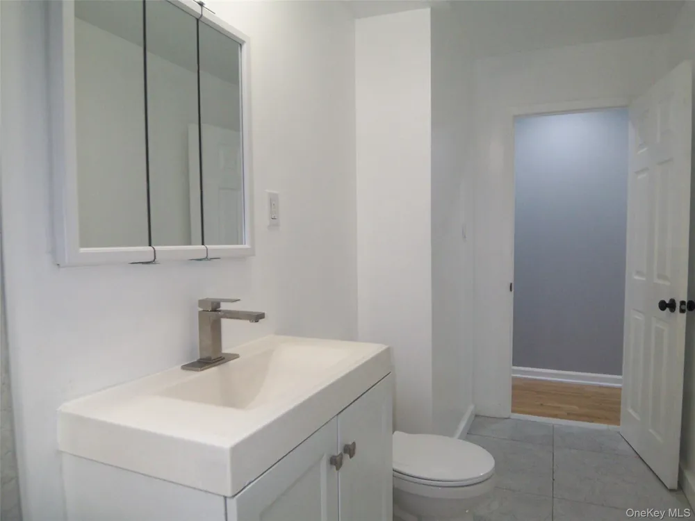 1008 E 228th Street #2 Bronx, NY 10466