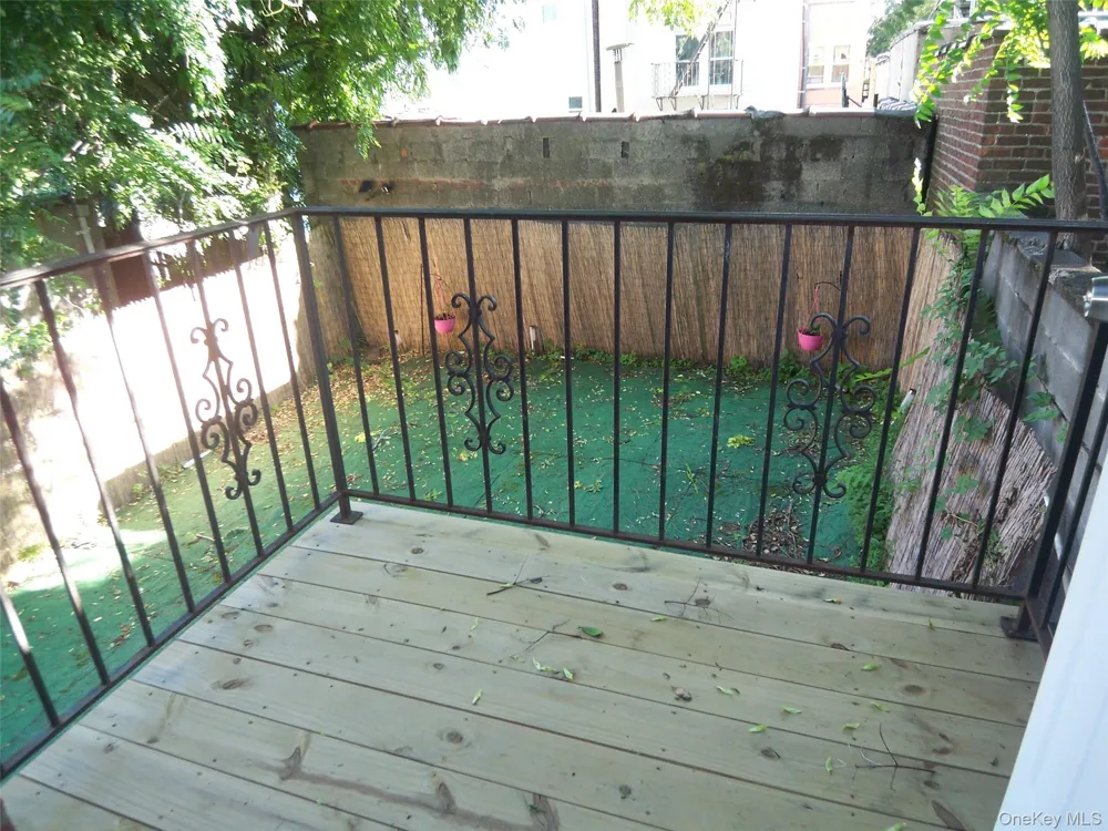 1008 E 228th Street #2 Bronx, NY 10466