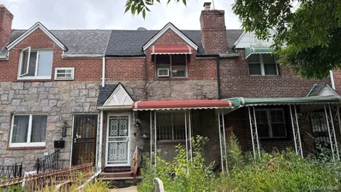 264 E 86th Street