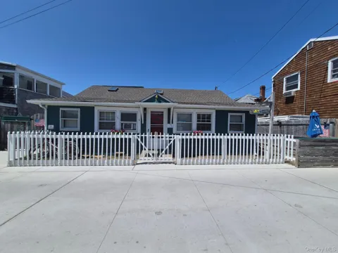 5-6 Bay Walk