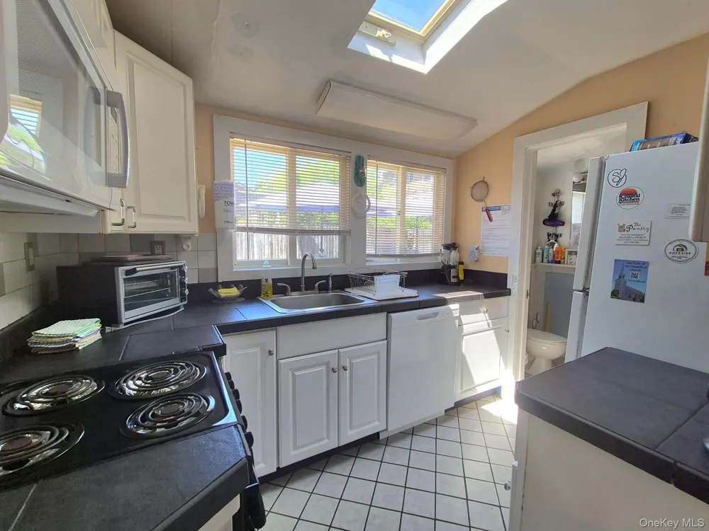 5-6 Bay Walk Ocean Beach, NY 11770
