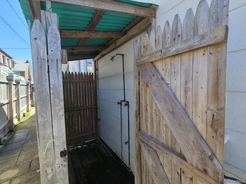 5-6 Bay Walk Ocean Beach, NY 11770