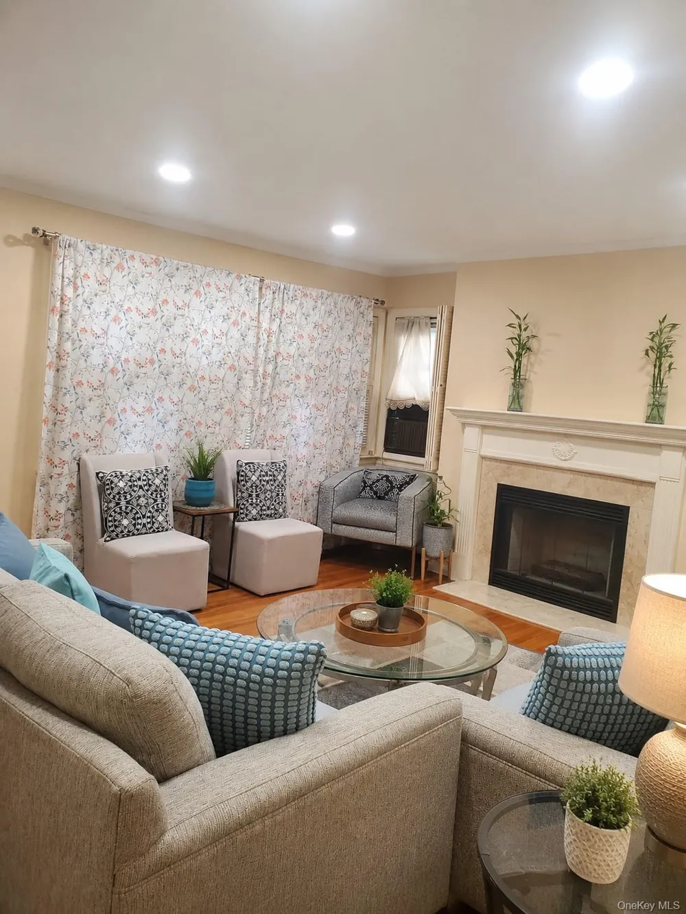 61 Gateway Rockville Centre, NY 11570