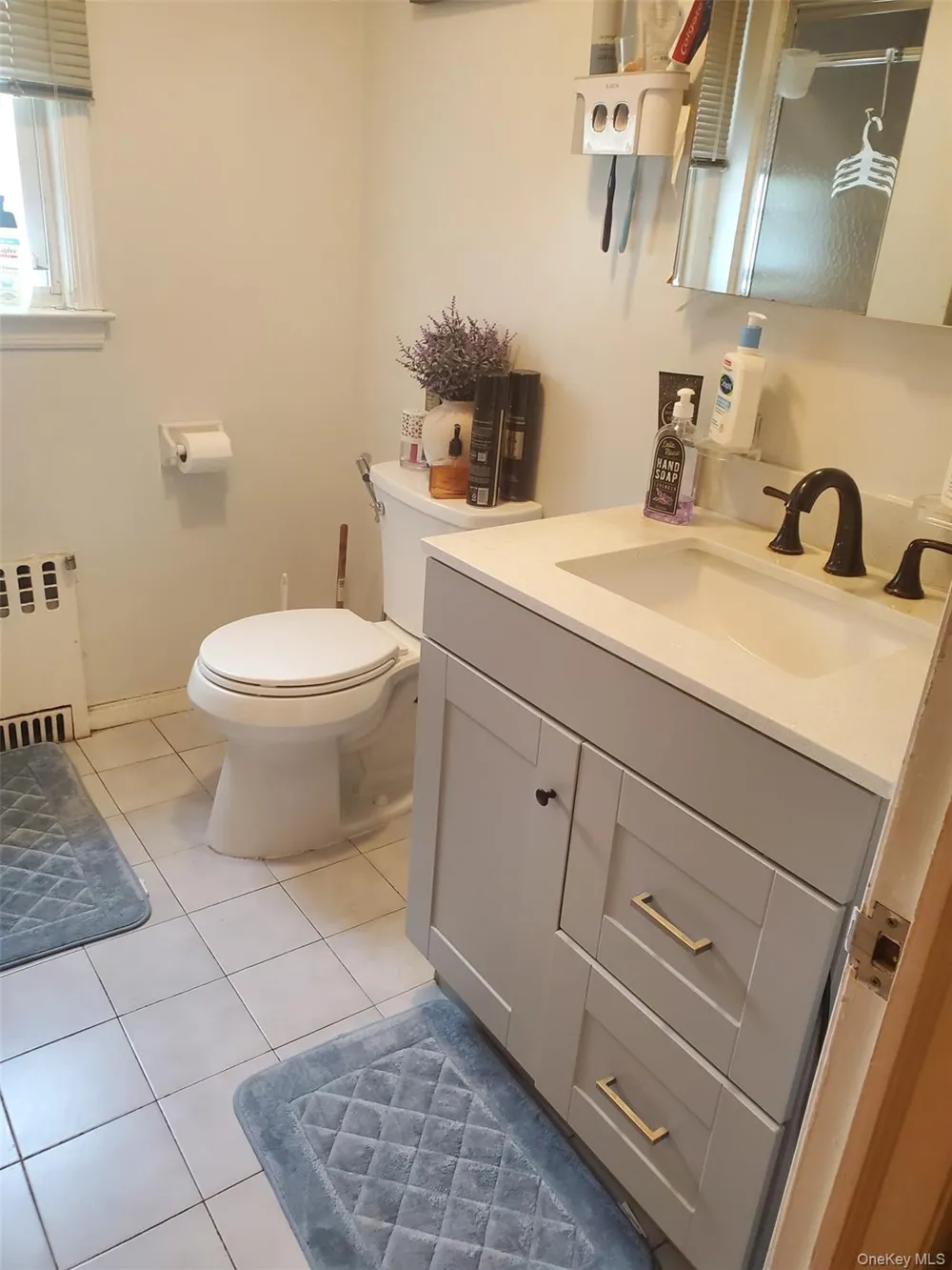 61 Gateway Rockville Centre, NY 11570