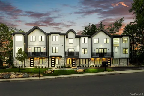1 Homestead #202