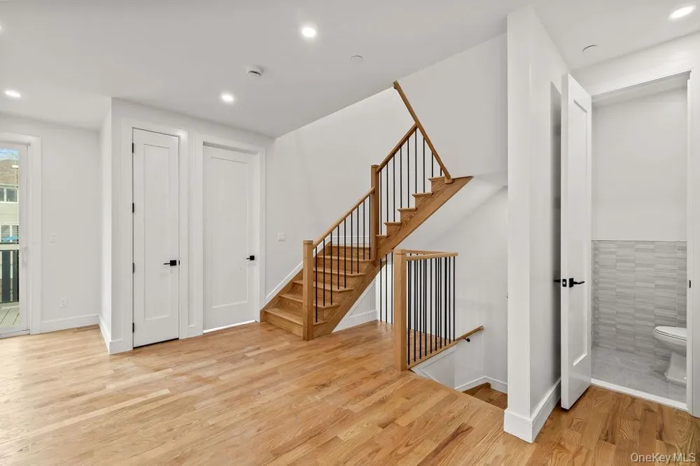 1 Homestead #202 Monsey, NY 10952