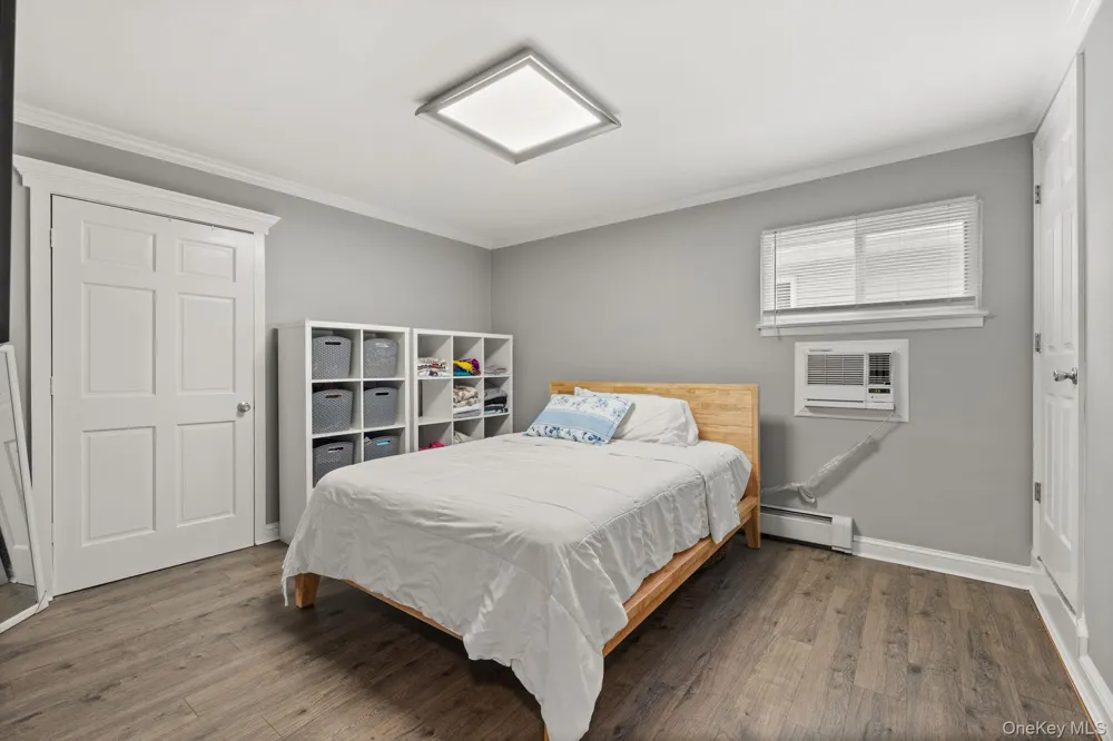 2383 Riverside Drive Wantagh, NY 11793