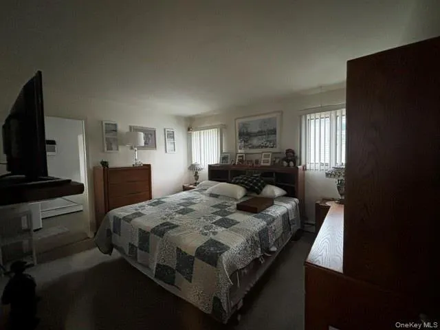 45 W Clearwater Road Lindenhurst, NY 11757