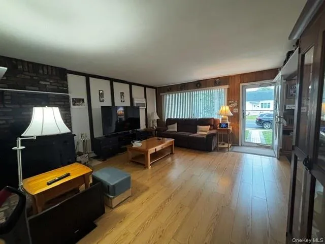 45 W Clearwater Road Lindenhurst, NY 11757