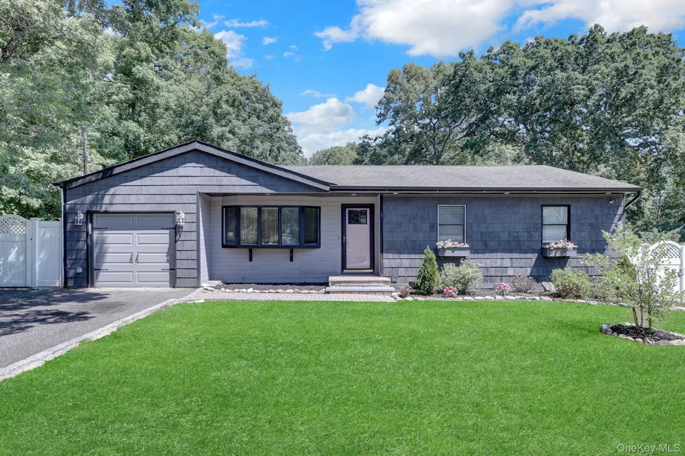473 Long Island Avenue Medford, NY 11763