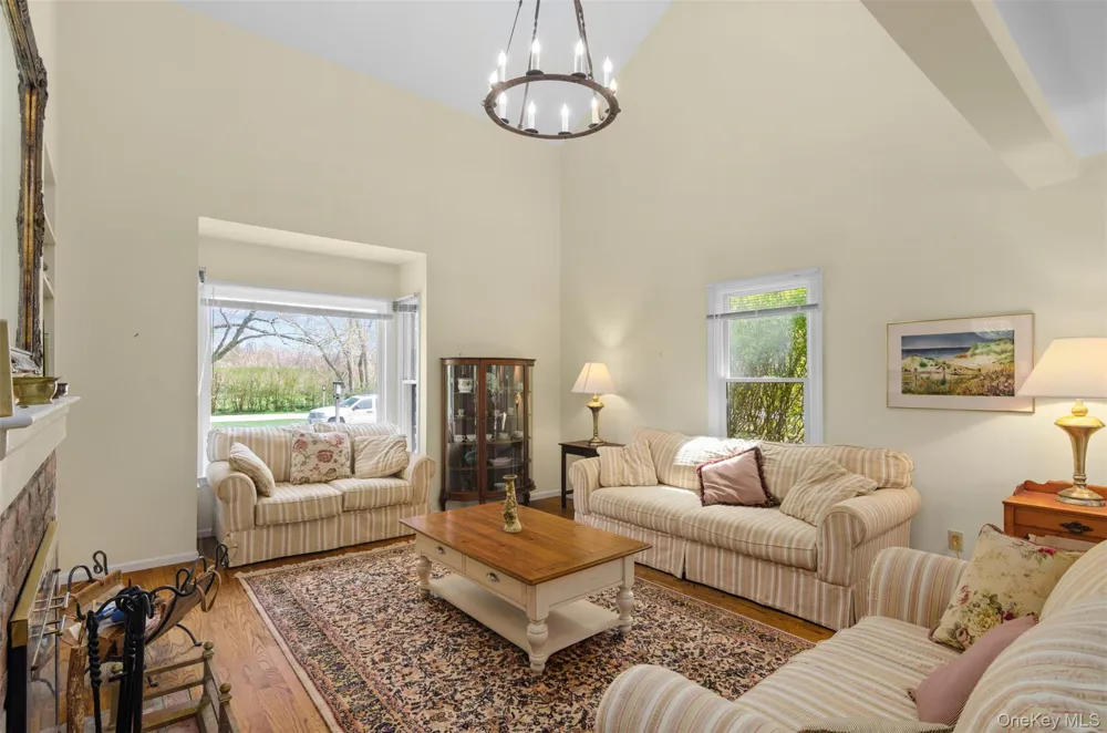 570 Hampton Road #31 Southampton, NY 11968