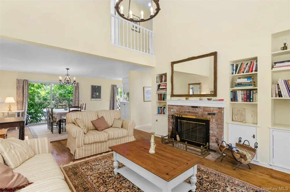 570 Hampton Road #31 Southampton, NY 11968